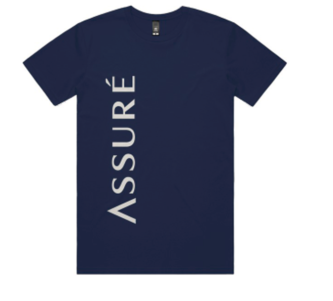 ASSURÉ Men’s Vertical Sig Premium Midweight T-Shirt